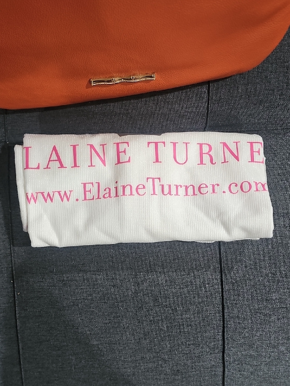 Elaine Turner Orange Leather Shoulder Bag with Gold Hardware - Picture 2 of 5